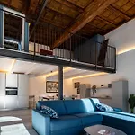 New 2024 - Ancient - Where Classic Style Meets Modern Design And Comforts - Larihome A40 Апартаменты